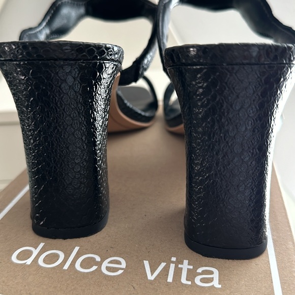 🥳HP🥳🔥Dolce Vita Onyx Embossed Leather Heels🔥 - Picture 5 of 7